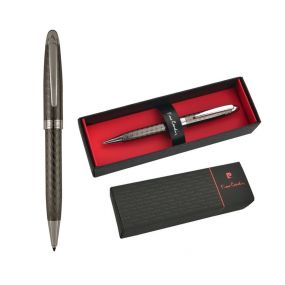 PIERRE CARDIN OLIVIER Kovové kuličkové pero s rytím na těle tmavě šedá